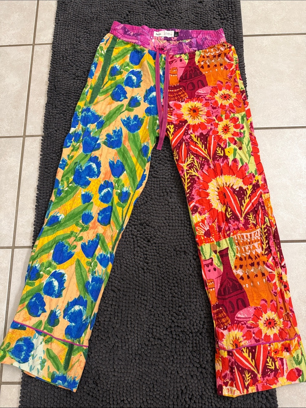 Roeqiya Fris by Anthropologie Garden Bloom Flannel Pajama Pants Size S